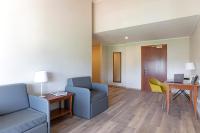 B&B Hotel Affi - Lago di Garda的休息区