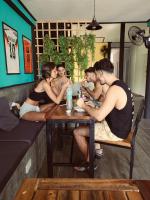 入住The 10 club hostel的客人