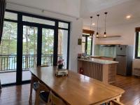 Lan Anh Villas Resort的厨房或小厨房