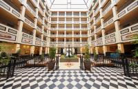 PortAventura Hotel Roulette - Includes unlimited access to PortAventura Park & 1 access to Ferrari Land平面图