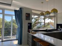 Lan Anh Villas Resort的厨房或小厨房