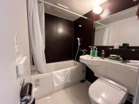 Hotel Route Inn Suzaka的一间浴室