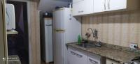 Hostel Dumah - santana的厨房或小厨房
