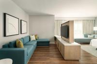 Hotel Effie Sandestin Resort, Autograph Collection的电视和&#47;或娱乐中心