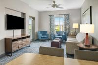 Sheraton Broadway Resort Villas的电视和&#47;或娱乐中心