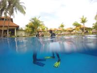 Ocean View Tulamben Dive &amp; Resort内部或周边的泳池