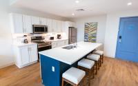 Holiday Inn Club Vacations Myrtle Beach Oceanfront的厨房或小厨房