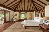 Shangri-La Boracay客房内的一张或多张床位