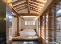 Nostalgia Hanok Hotel客房内的一张或多张床位