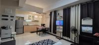 A&G Condotel at 101newport Across NAIA T3的厨房或小厨房