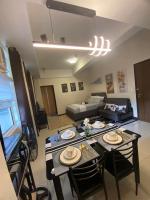 A&G Condotel at 101newport Across NAIA T3的休息区
