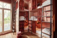 The Elephant Hostel客房内的一张或多张床位