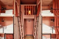 The Elephant Hostel客房内的一张或多张床位