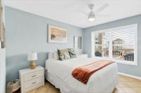 3BR Condo Gulf Views with Pool, Boat Launch and Dock客房内的一张或多张床位
