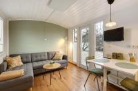 Tiny House im Grünen的电视和/或娱乐中心