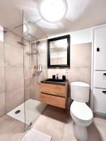 Elegant 2pcs Proche Bruxelles的一间浴室