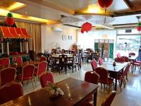 A＆A广场酒店餐厅或其他用餐的地方