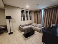 QQQ hotel type room Empire Damansara的休息区