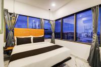 Super Townhouse Rcc Hotel Banjara Hills客房内的一张或多张床位