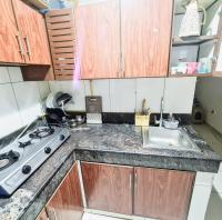 LA Gold hostel capsule的厨房或小厨房