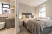 Bond House by Celador Apartments客房内的一张或多张床位