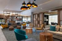 Fairfield by Marriott Inn & Suites Albuquerque Uptown的休息区
