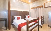 RedDoorz at MBB Room NAIA 2客房内的一张或多张床位