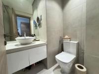 Studio One Dubai Marina - TIE Vacation Homes的一间浴室