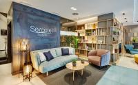 Sercotel Ayala的休息区