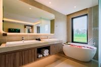 Big Dragon Villas Ubud的一间浴室