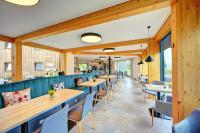 Wellness Hotel Fénix的休息区