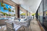 Hilton Bentley Miami South Beach餐厅或其他用餐的地方