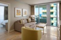 Hilton Bentley Miami South Beach的休息区