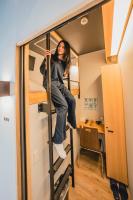 hotel atarayo osaka客房内的一张或多张双层床