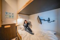 hotel atarayo osaka客房内的一张或多张床位