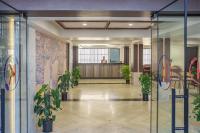 Hotel Kinara Grand大厅或接待区