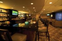 Crowne Plaza Indianapolis-Airport by IHG酒廊或酒吧区