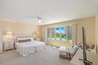 Seascape Boardwalk Villa 277客房内的一张或多张床位