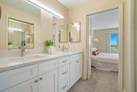 Seascape Boardwalk Villa 277的一间浴室