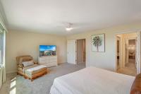 Seascape Boardwalk Villa 277的电视和&#47;或娱乐中心