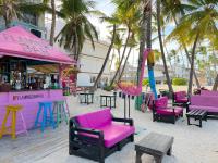 SERENITY SUITES with ROOFTOP POOL, BEACH CLUB, SPA, RESTAURANTS平面图