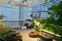 Les Fleurs Bangkok Hostel外面的花园