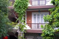 Ancient Garden Boutique Hoi An的阳台或露台