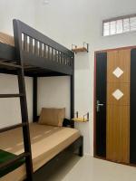 Zzz Hostel Malang客房内的一张或多张床位