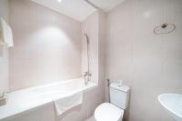 Sujet Residence Da Nang by Haviland的一间浴室