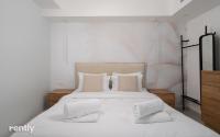 Luxury Apartments And Studios At Sea Side By Rently客房内的一张或多张床位