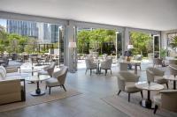 Kempinski The Boulevard Dubai餐厅或其他用餐的地方
