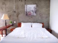 The Key Hotel客房内的一张或多张床位