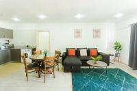 Accra Luxury Apartments at The Gallery的厨房或小厨房