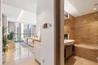 Chalet Homes - LUX New Studio With 2 Double Beds in Downtown Dubai客房内的一张或多张床位